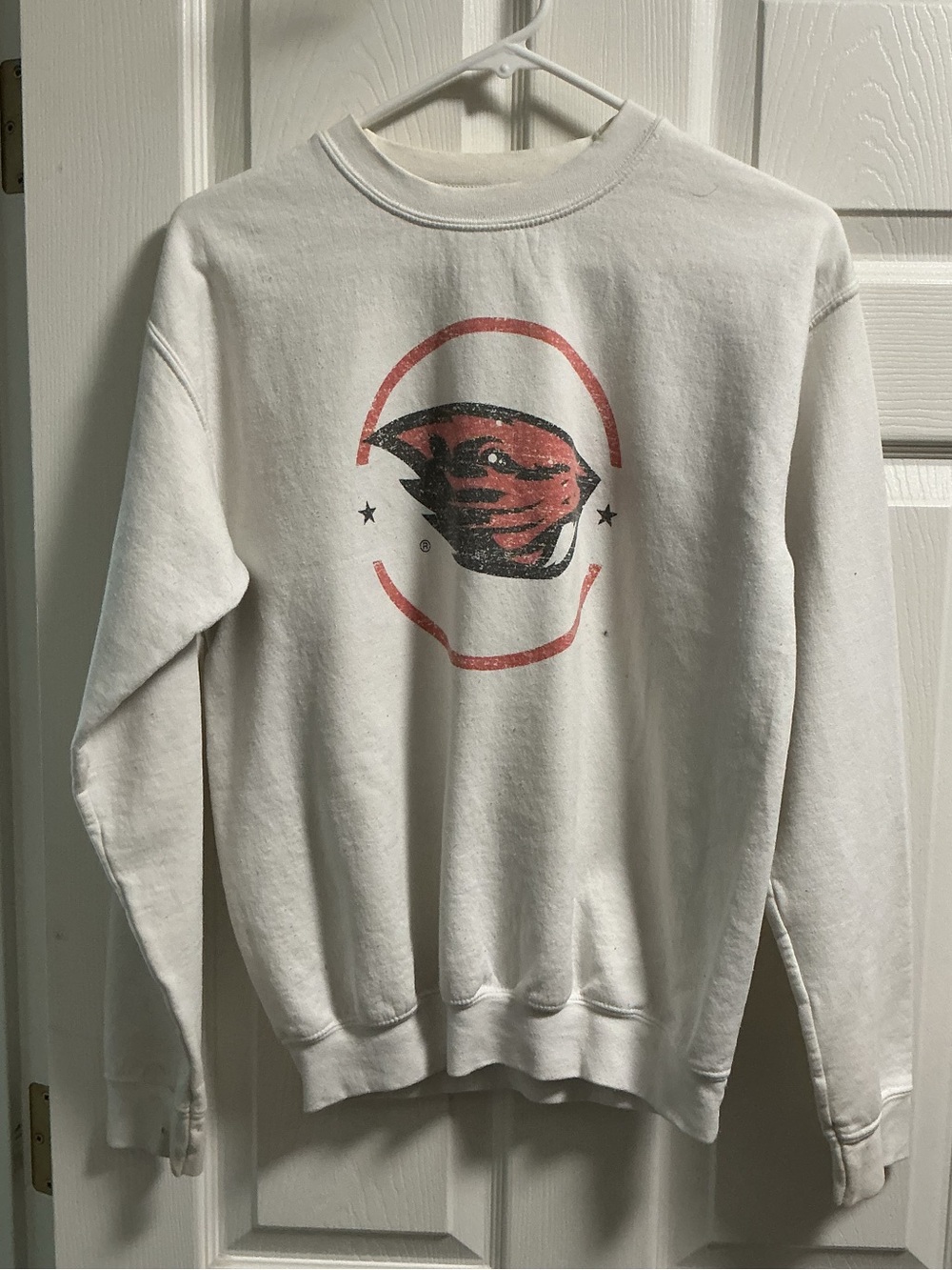 Oregon State Beavers White Graphic Crewneck Sweatshirt